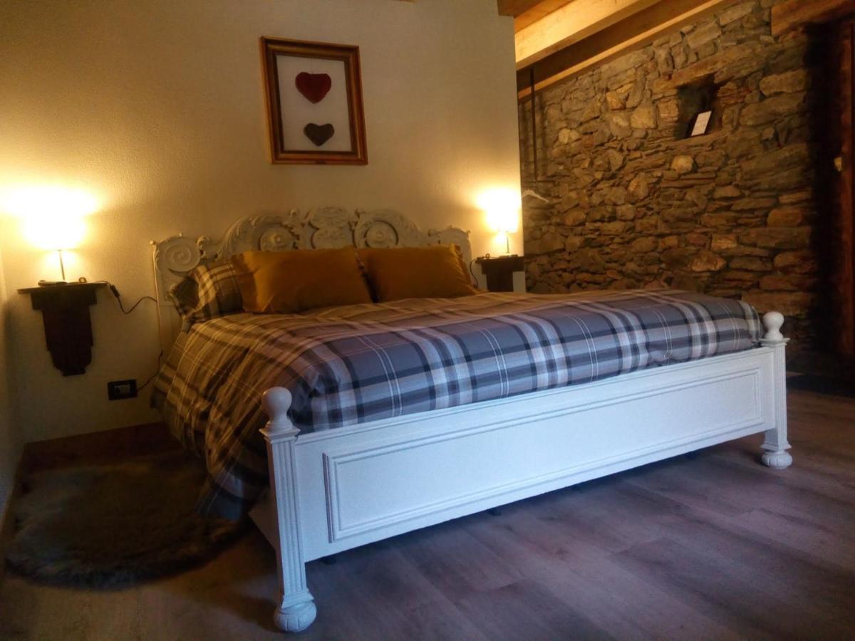 サン・レミ・アン・ボス Nuit A Pleiney Bed & Breakfast エクステリア 写真